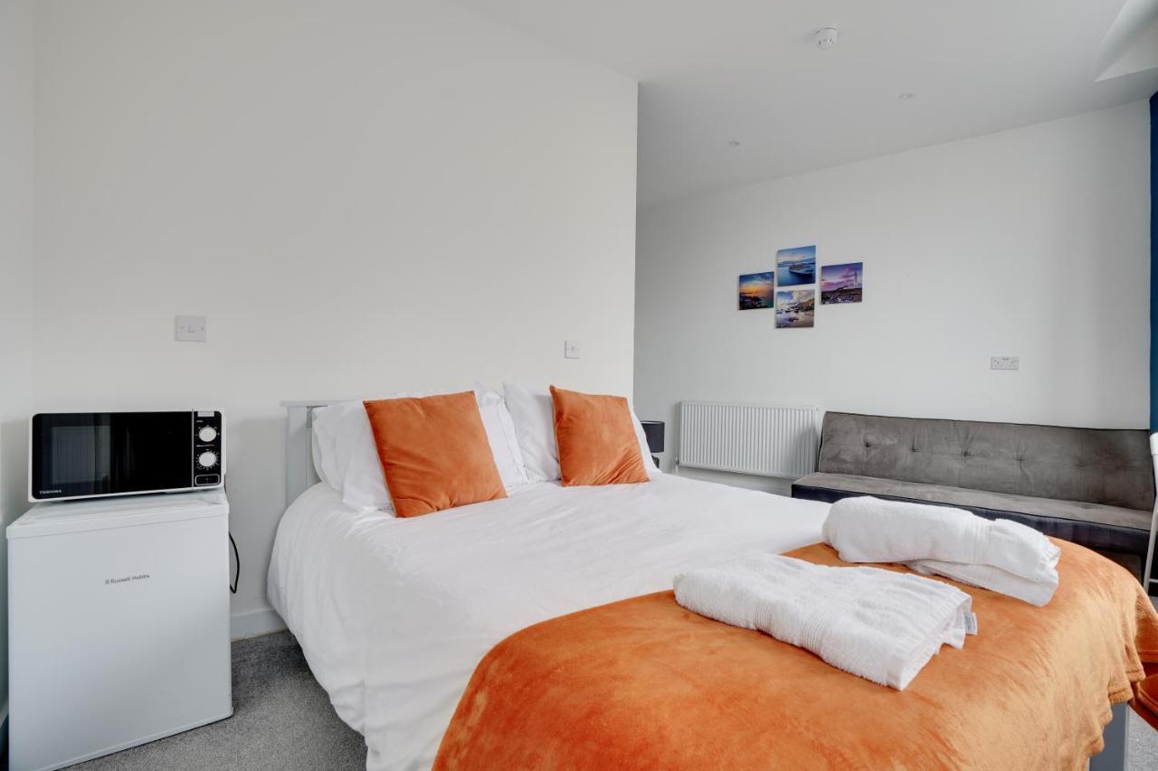 Homesly Guest Rooms, Comfortable En-Suite Guest Rooms With Free Parking And Self Check-In Berwick Upon Tweed Esterno foto