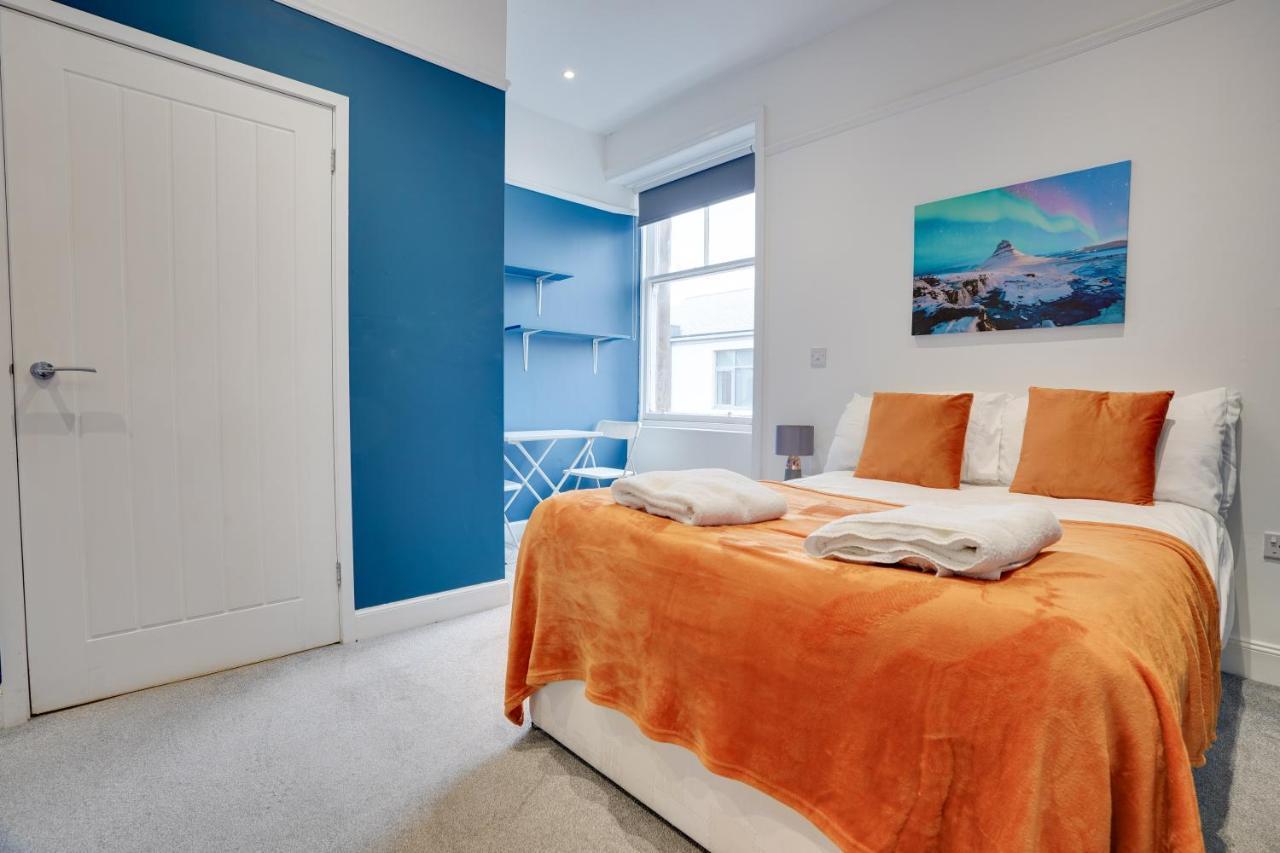 Homesly Guest Rooms, Comfortable En-Suite Guest Rooms With Free Parking And Self Check-In Berwick Upon Tweed Esterno foto