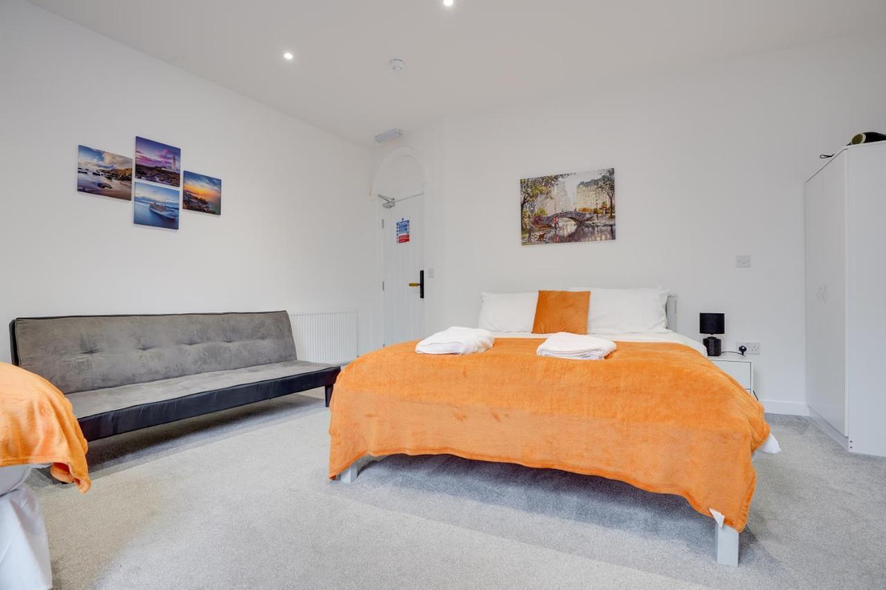 Homesly Guest Rooms, Comfortable En-Suite Guest Rooms With Free Parking And Self Check-In Berwick Upon Tweed Esterno foto