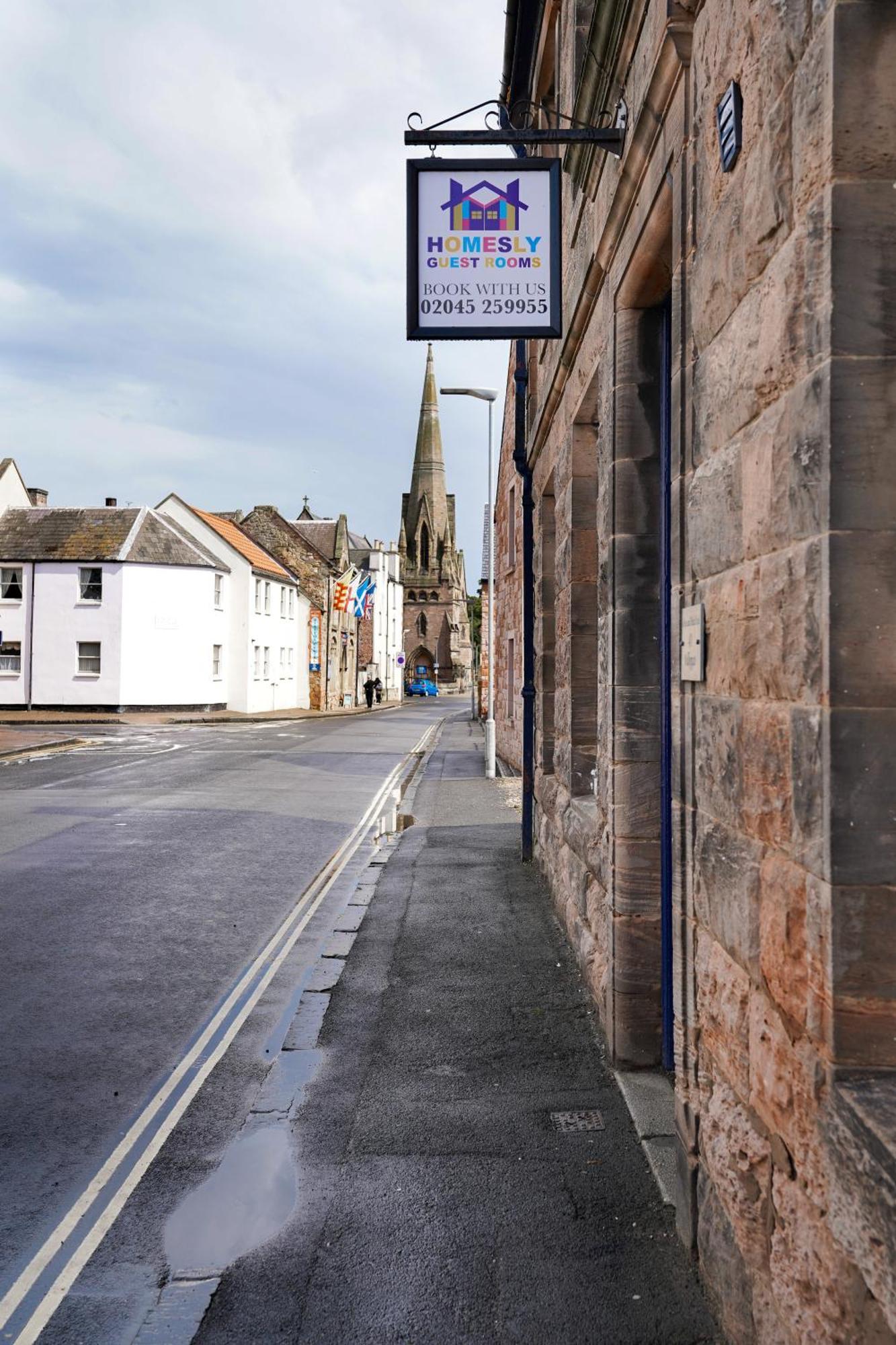 Homesly Guest Rooms, Comfortable En-Suite Guest Rooms With Free Parking And Self Check-In Berwick Upon Tweed Esterno foto