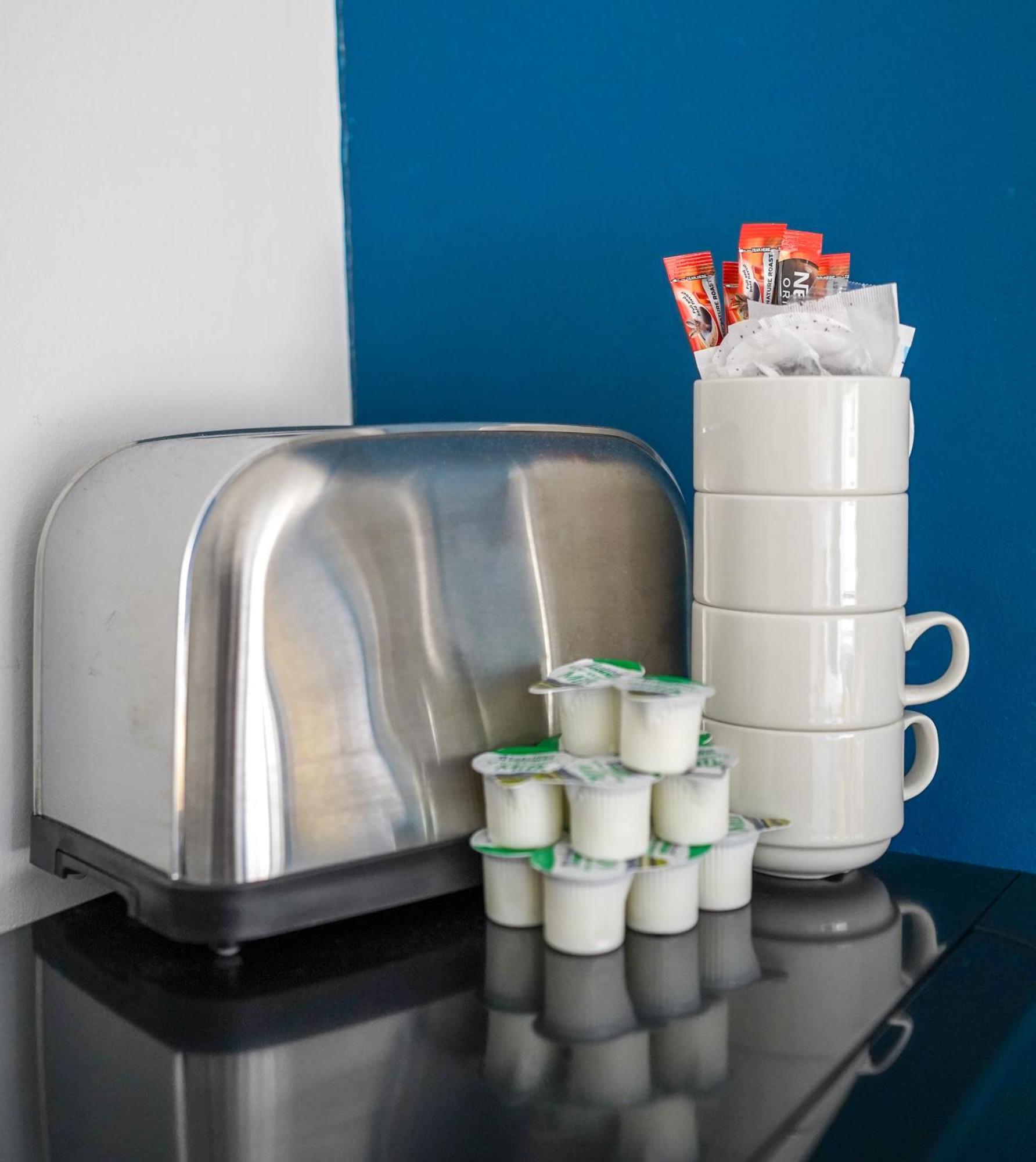 Homesly Guest Rooms, Comfortable En-Suite Guest Rooms With Free Parking And Self Check-In Berwick Upon Tweed Esterno foto