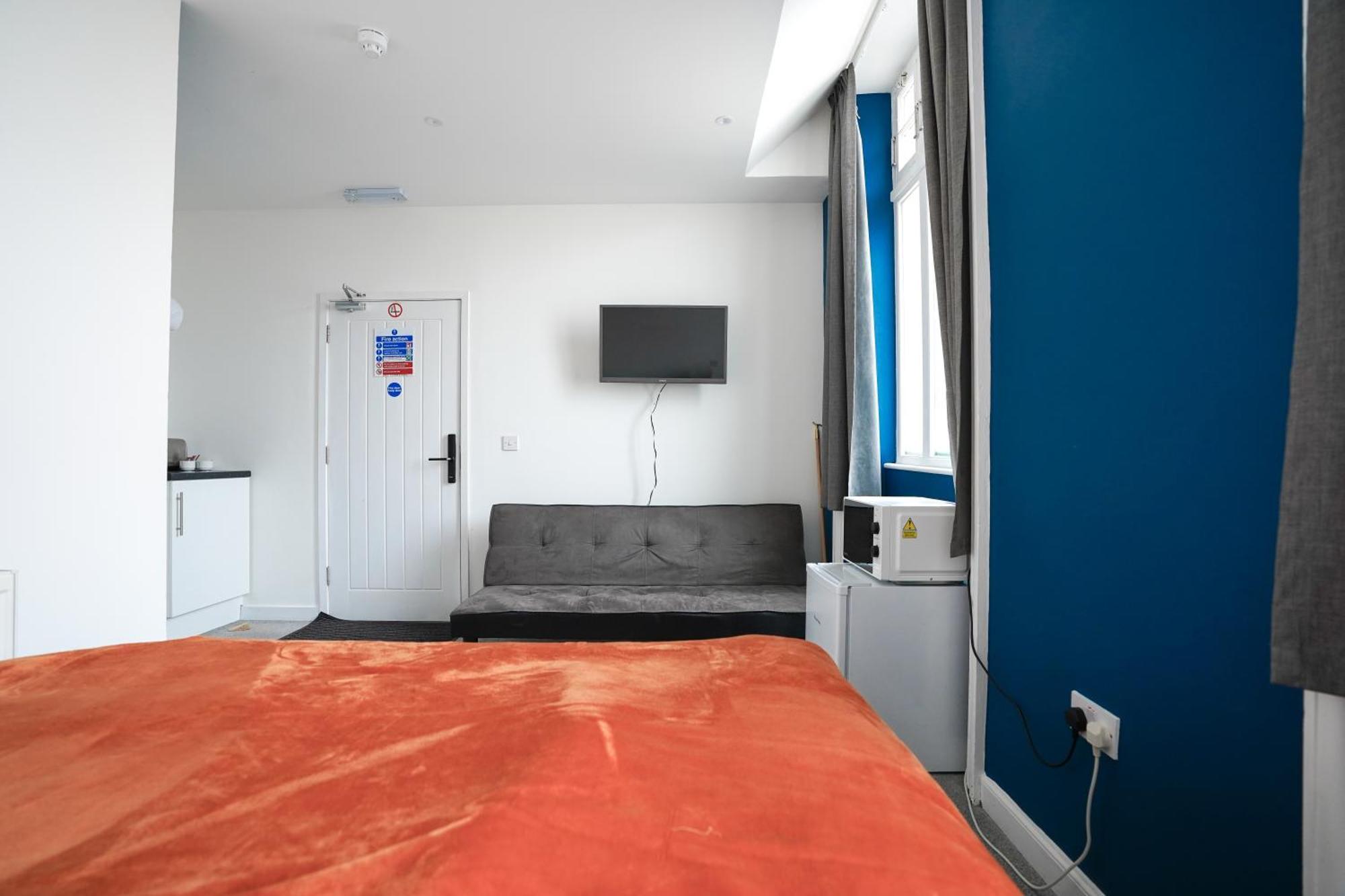 Homesly Guest Rooms, Comfortable En-Suite Guest Rooms With Free Parking And Self Check-In Berwick Upon Tweed Esterno foto