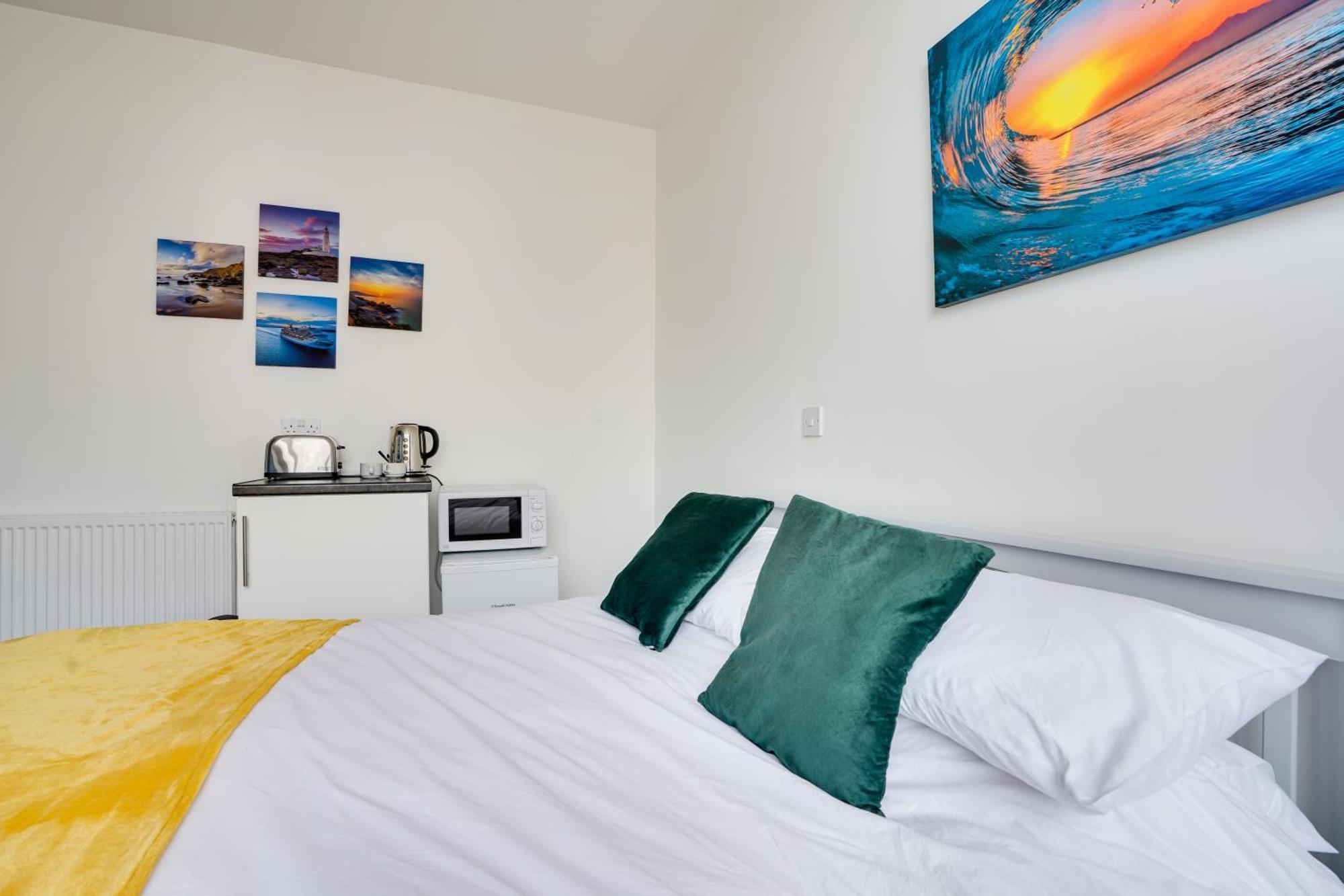 Homesly Guest Rooms, Comfortable En-Suite Guest Rooms With Free Parking And Self Check-In Berwick Upon Tweed Esterno foto